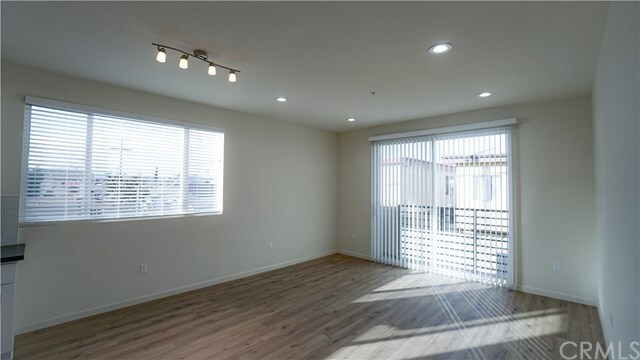 Building Photo - 4543 Saturn St