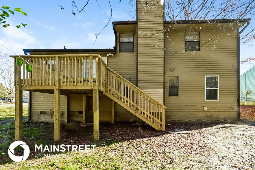 Building Photo - 7045 Birling Dr