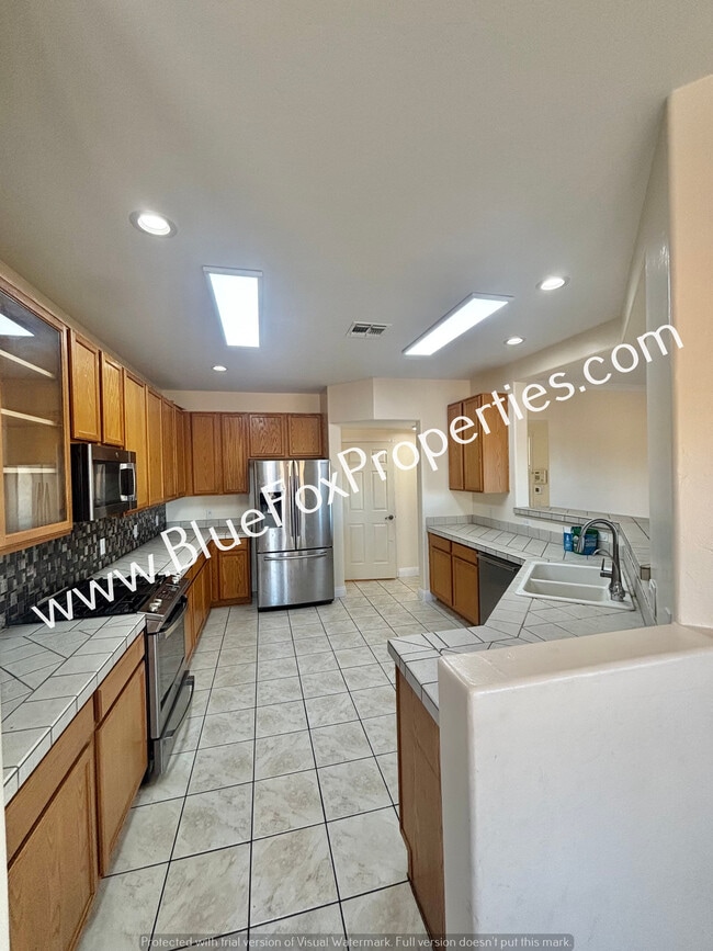 Building Photo - 13303 E Almond Crest Dr