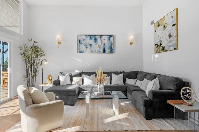 Building Photo - 1853 Penasco Rd