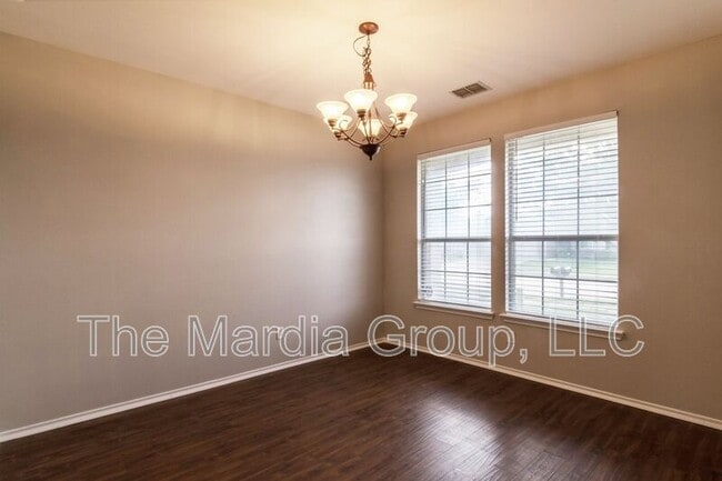 Building Photo - 8512 Prairie Wind Trail