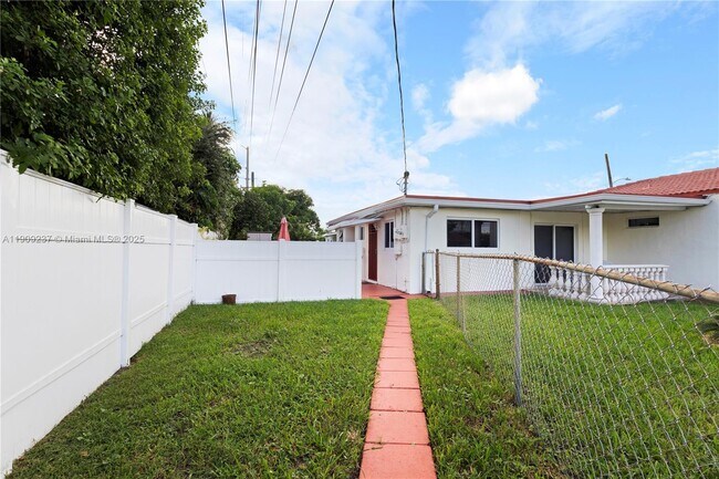 Building Photo - 4500 NW 5th St