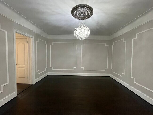 Building Photo - 3563 88th St