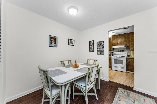 Building Photo - 2700 Bayshore Blvd