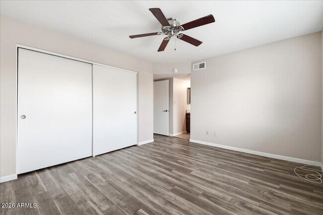 Building Photo - 1241 N Granite Reef Rd