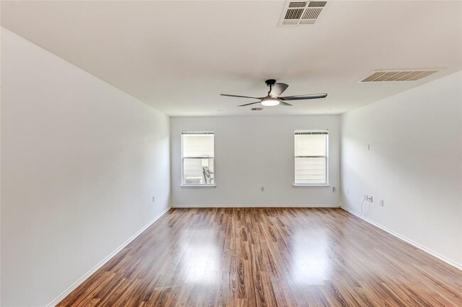 Building Photo - 1609 Anise Dr