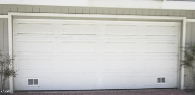 Building Photo - 965 E Del Mar Blvd