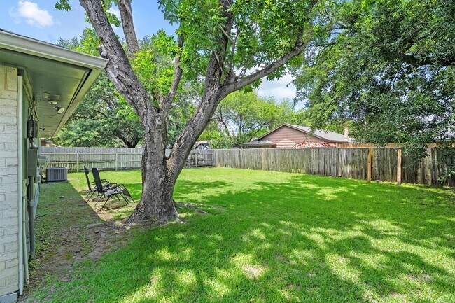 Building Photo - 20126 Seablossom Ln