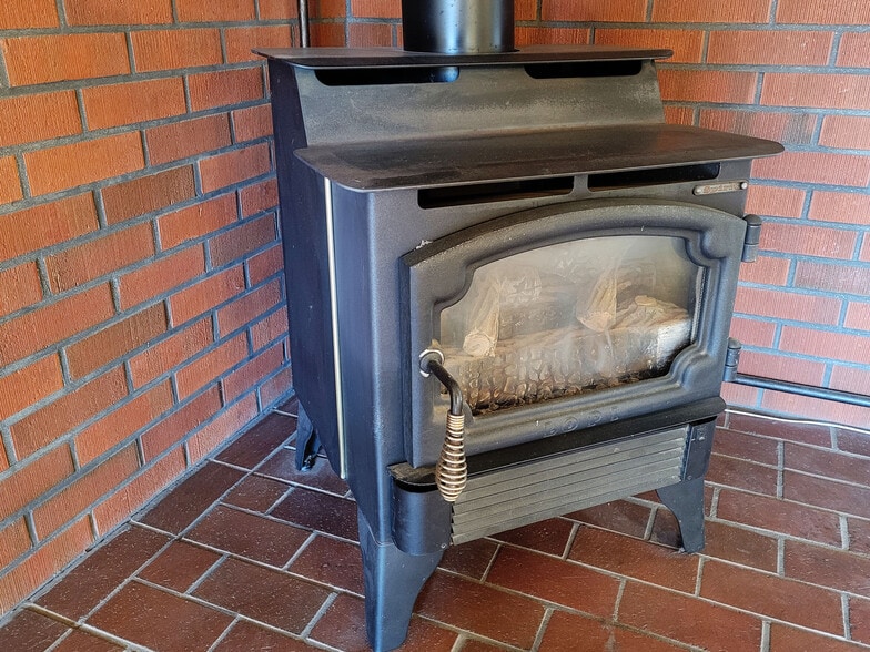 Detail of woodstove - 649 N Hayes St