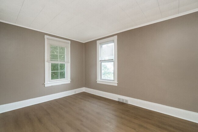 Building Photo - 301 W Wilkes Barre St