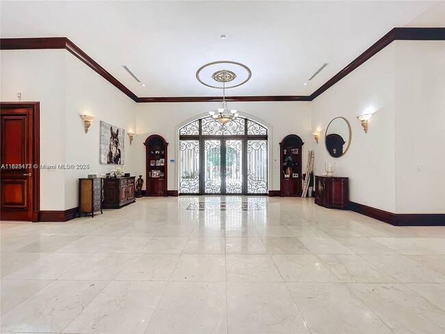 Building Photo - 6710 SW 92nd St