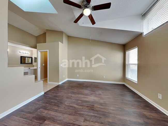 Building Photo - 6673 Bouganvillea Crescent Dr