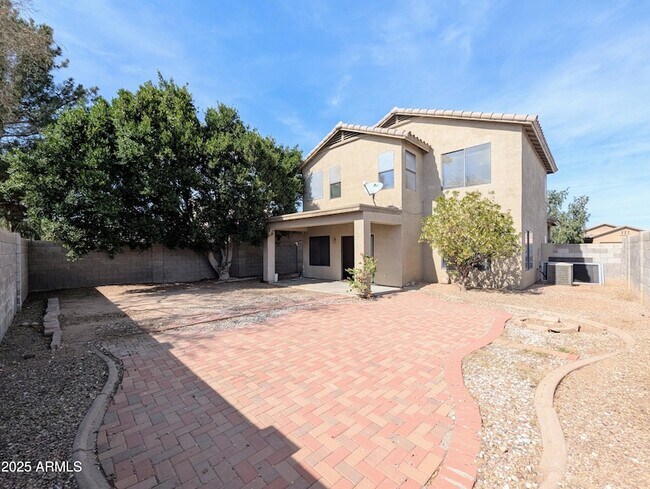 Building Photo - 8861 W Paradise Dr