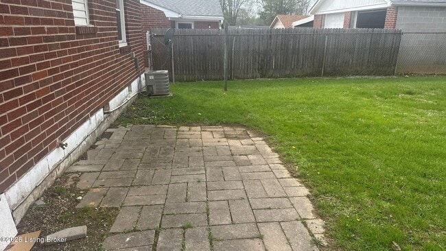 Building Photo - 6315 Red Spruce Dr