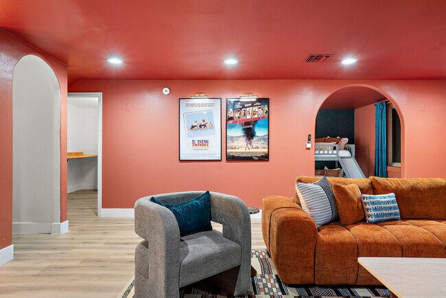 Building Photo - 7157 W Windrose Dr