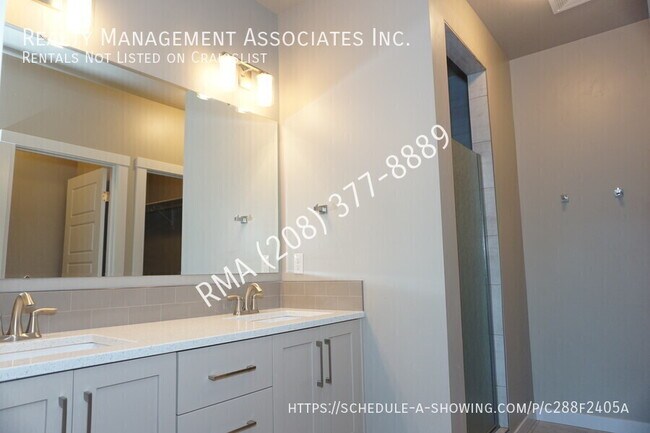 Building Photo - 5074 N Cortona Way