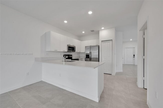 Building Photo - 12705 NW 23rd Pl