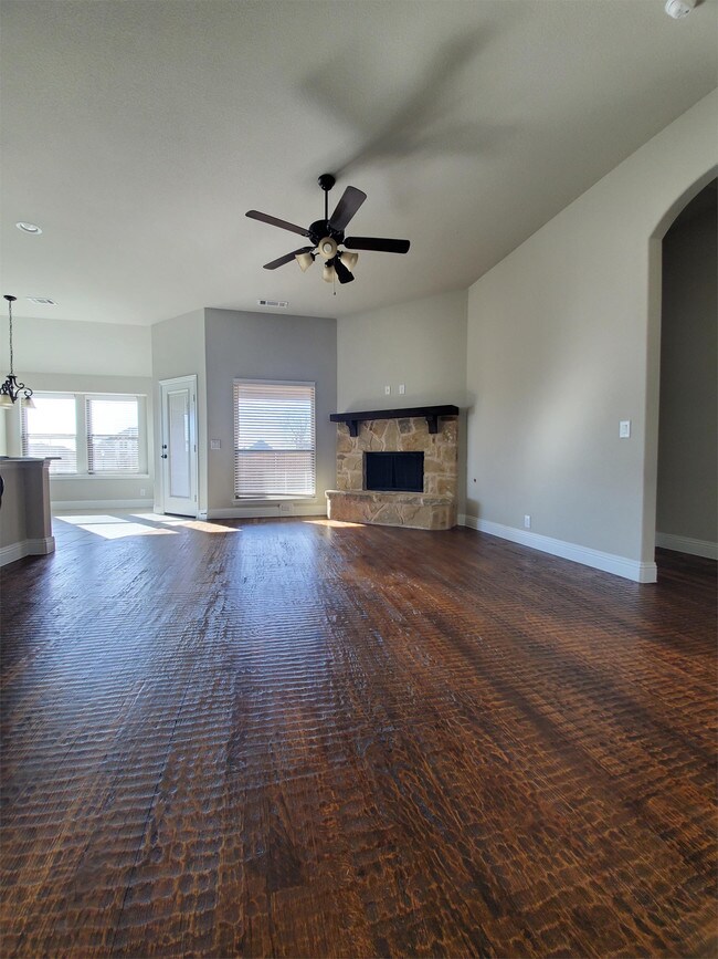 Building Photo - 504 Endicott Dr