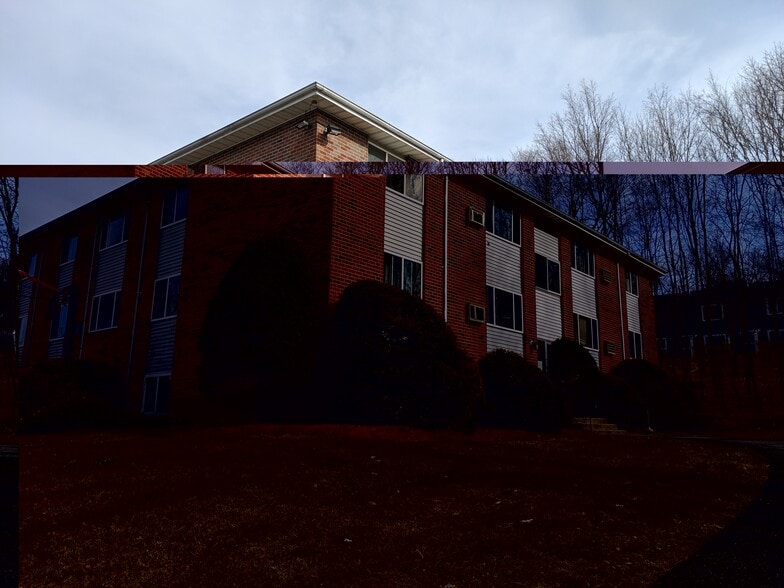 Building Photo - 61 Fairmount St