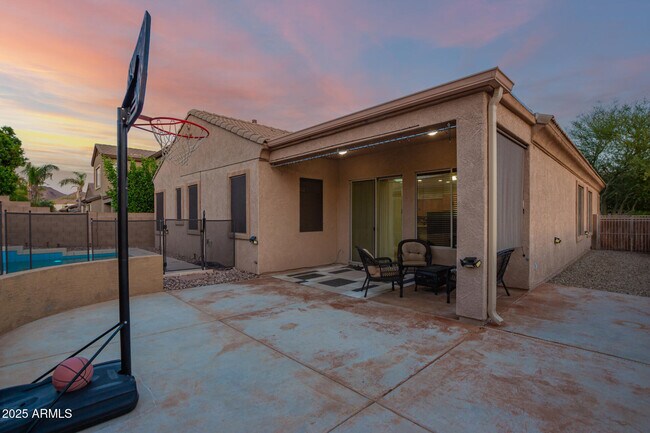Building Photo - 3438 W Little Hopi Dr