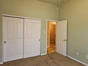 Building Photo - 2204 Zoa Dr