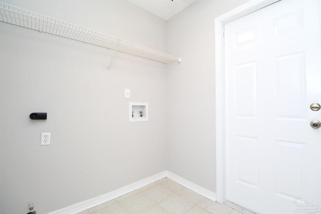Building Photo - 701 Thornwood Pl