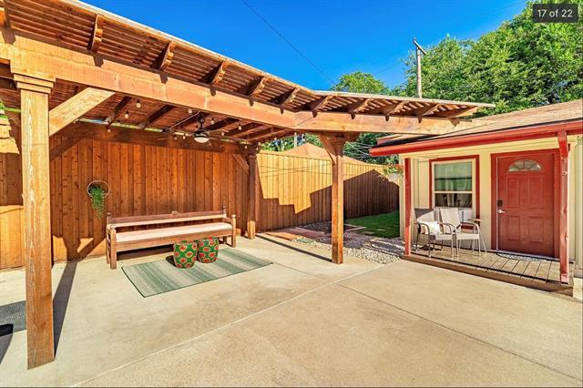 Building Photo - 915 Stewart Dr