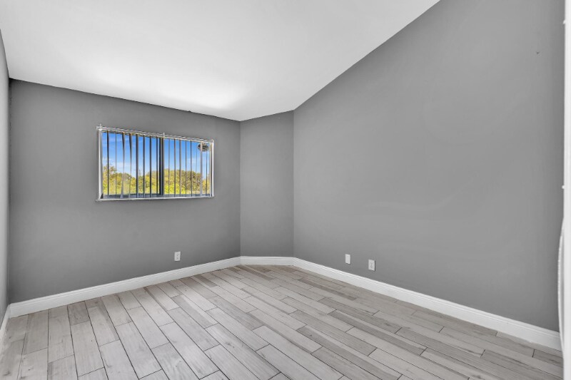 Building Photo - 3465 NW 44th St