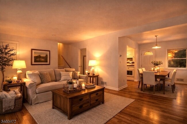 Building Photo - 92 Arbor Dr