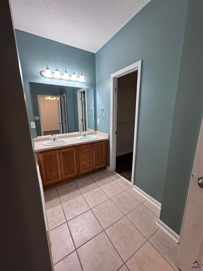 Building Photo - 104 Sir Patrick Way