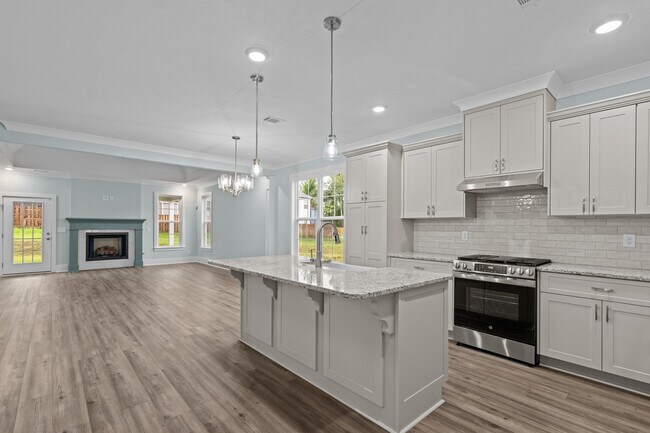 Building Photo - 707-p707 Ronaldsay Rd