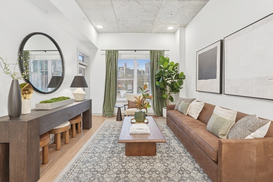 Building Photo - Wye Junction