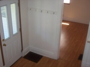 Building Photo - 527 N Linn St