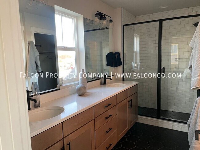 Building Photo - 8224 Harvey Logan Dr