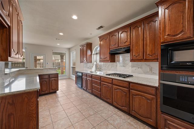 Building Photo - 2625 Alpena Dr
