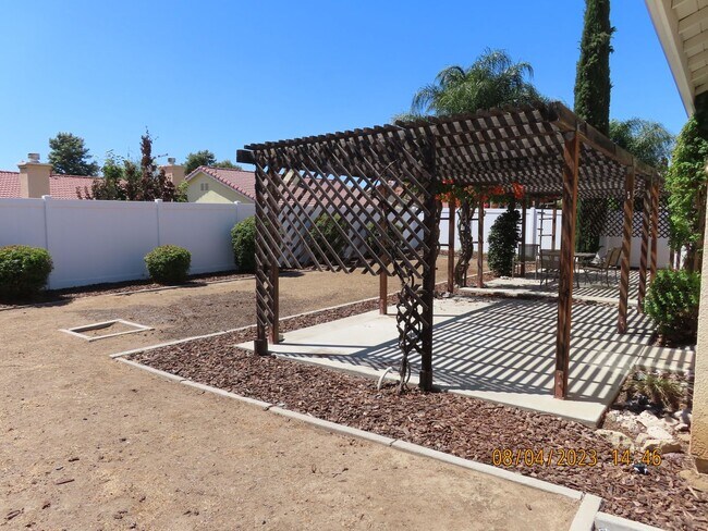 Building Photo - 35467 Marsh Ln