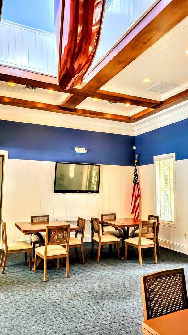 Building Photo - ANNUAL UNFURNISHED 2 bed 2 bath ground floor water front condo in Bradenton