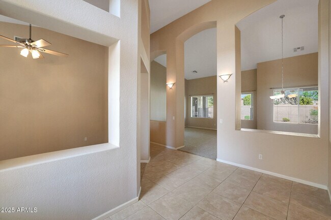 Building Photo - 21919 N 79th Ave
