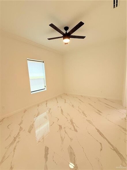 Building Photo - 3018 S K Center St