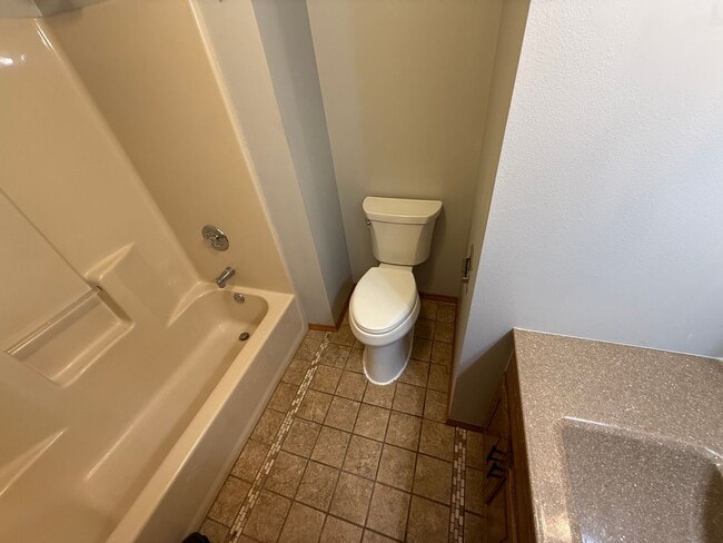 Building Photo - East Side Home for Rent