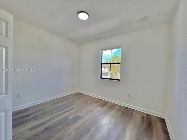 Building Photo - 3354 W 100th Terrace