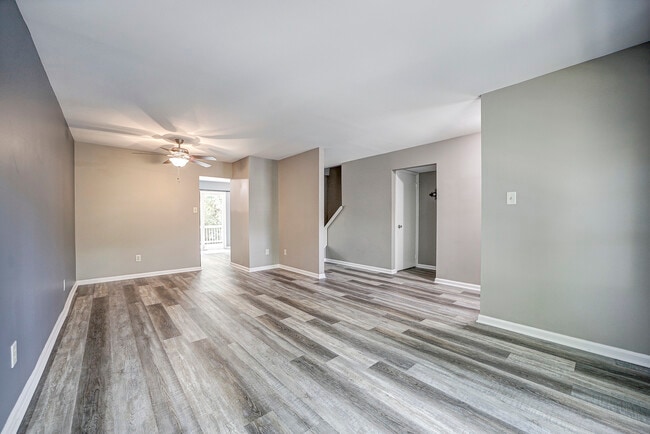 Building Photo - 13711 Flowing Brook Ct