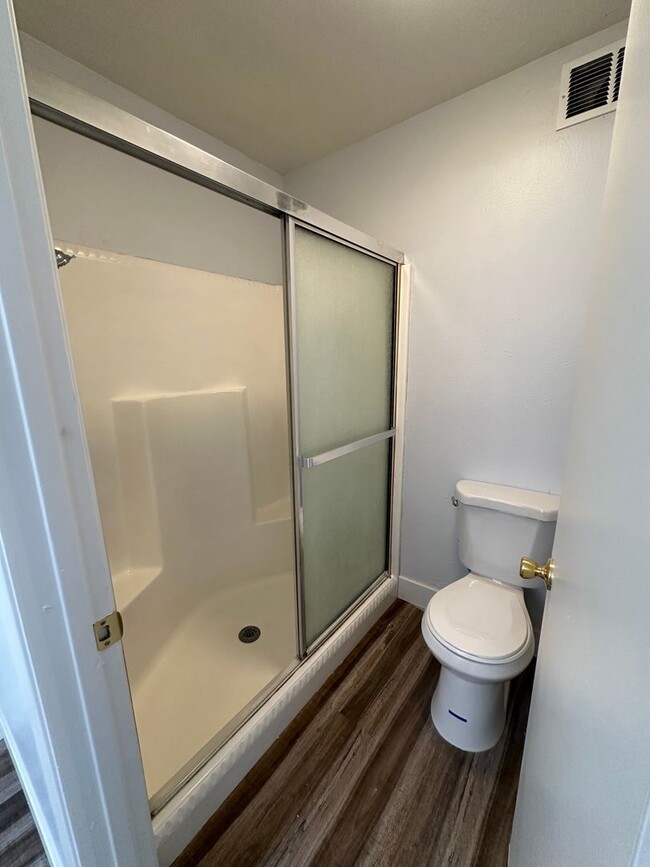 Building Photo - 2601 El Goya Dr