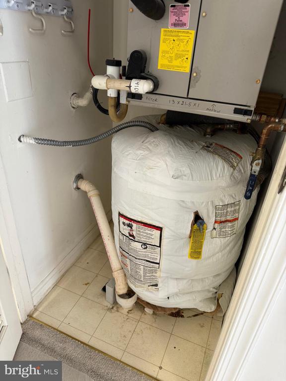 Building Photo - 5866 Orchard Hill Ct