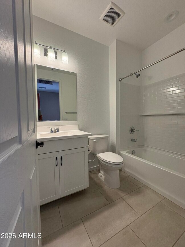 Building Photo - 48395 N Dorotea Wy