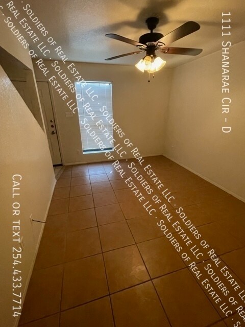 Building Photo - 1111 Shanarae Cir