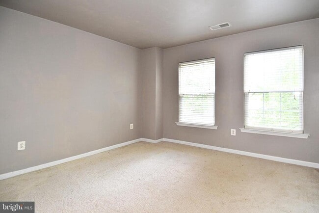 Building Photo - 13039 Quate Ln