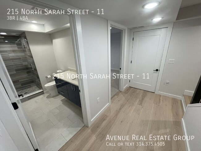 Building Photo - 215 N Sarah St