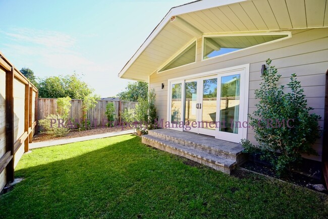 Building Photo - Cozy Cottage Living in San Rafael - Charmi...