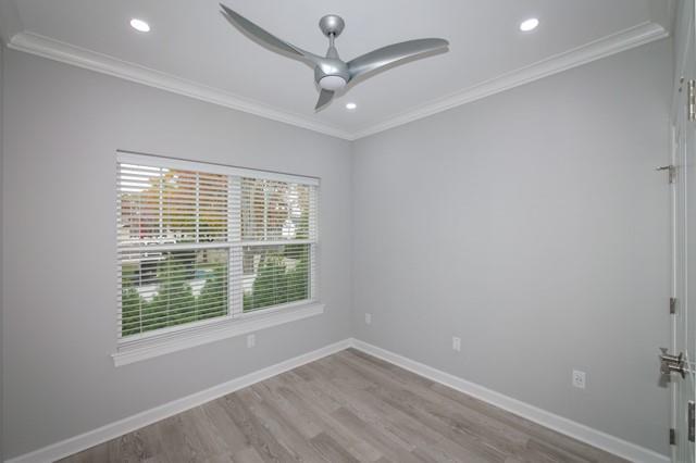 Building Photo - 170 Sutton Ct